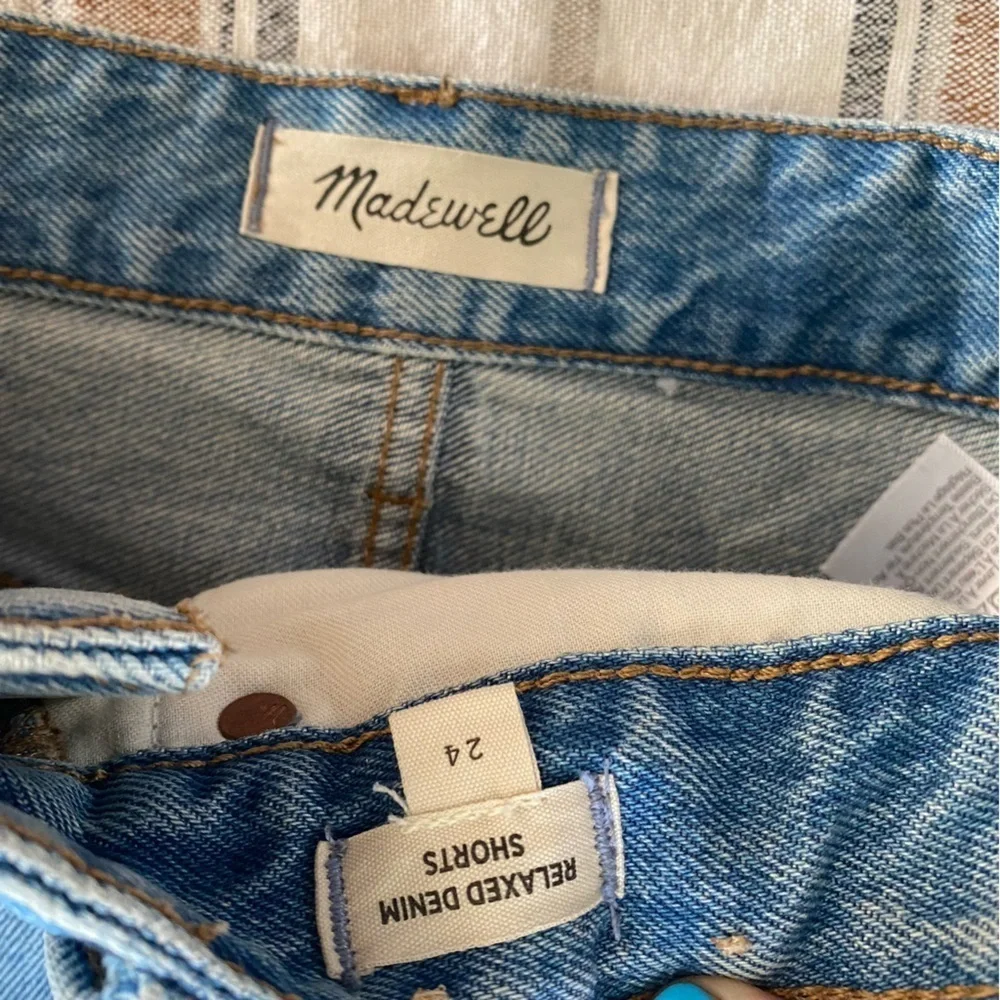 Madewell Distressed Relaxed Denim Shorts 24